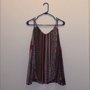 EARTHBOUND TRADING CO: off-shoulder printed shirt